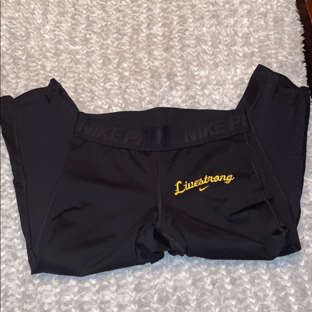 NIKE PRO (cropped) leggings